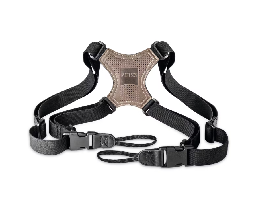 ZEISS SFL 8x30 including pouch (+ free ZEISS cross-body strap)