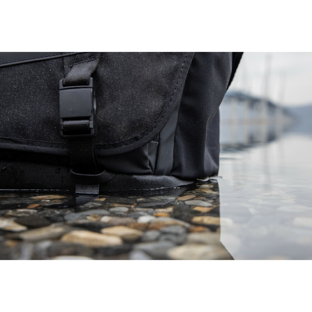 Tenba DNA 13 DSLR Messenger Tasche schwarz