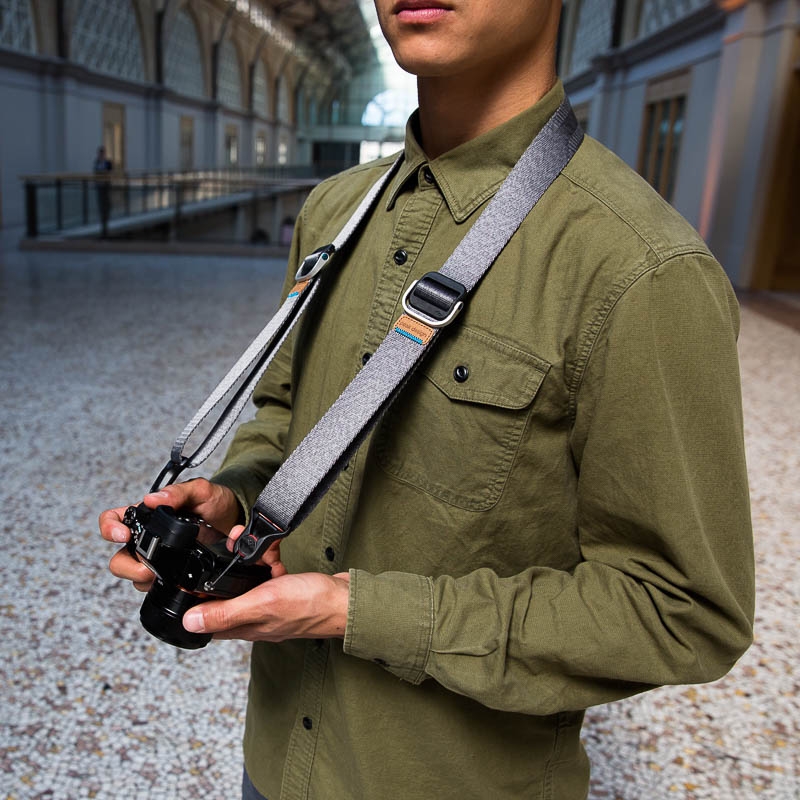 Peak Design Slide Lite Ash – Camera strap for entry-level DSLRs and larger mirrorless cameras