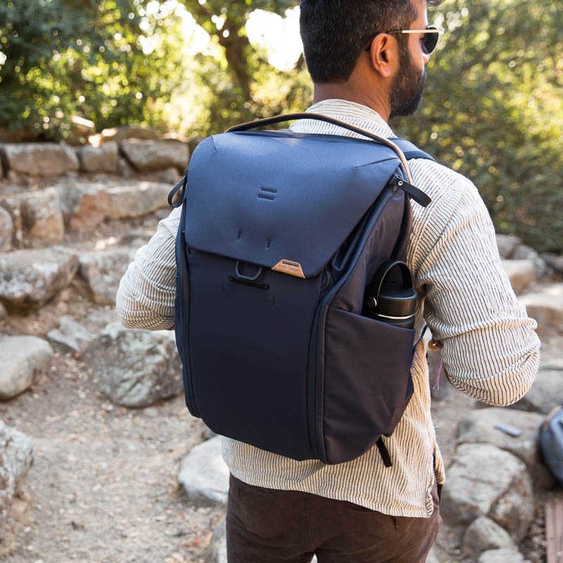 Peak Design Everyday Backpack V2 30-litre camera rucksack – Midnight (Blue)
