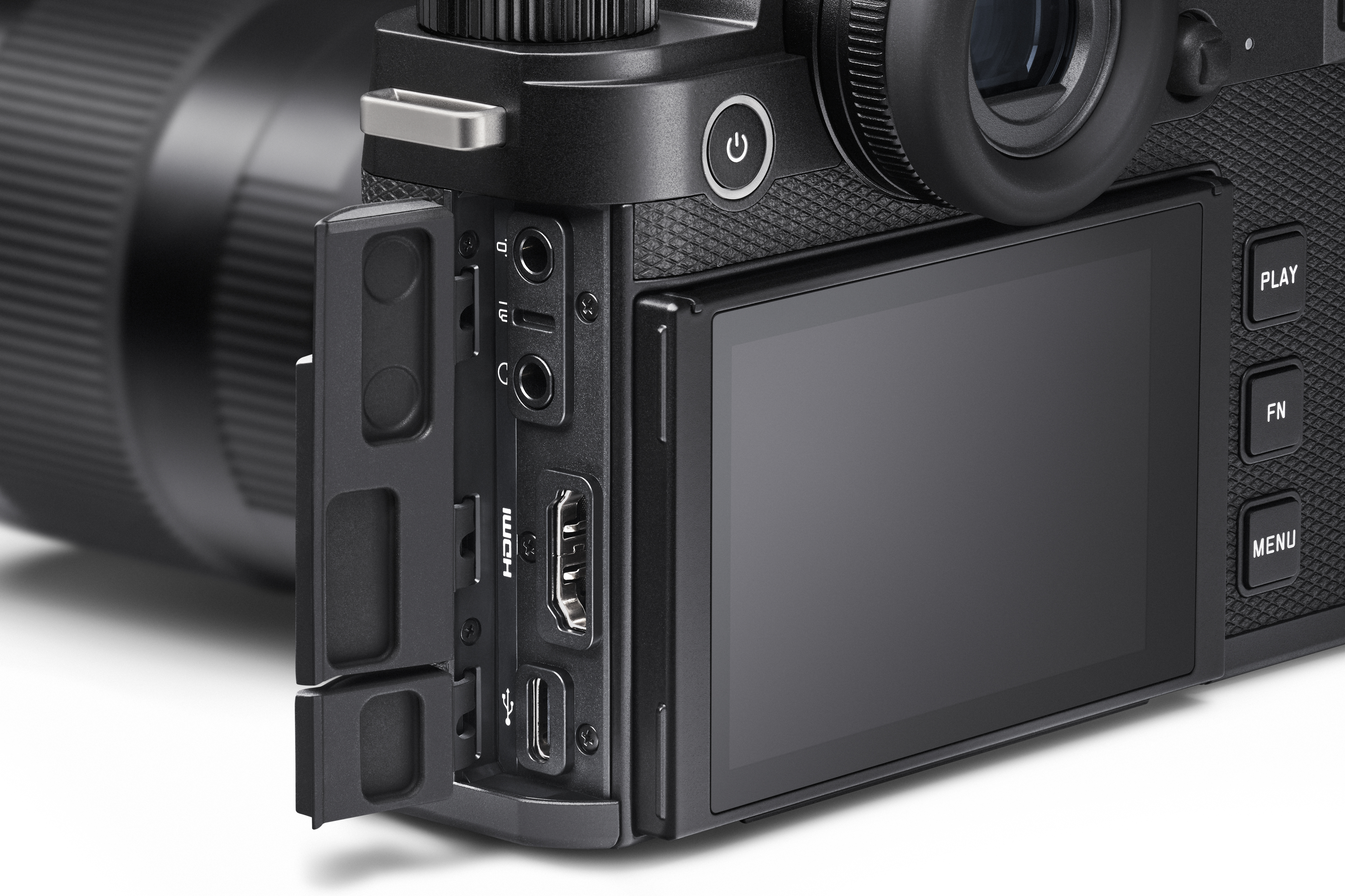 Leica SL3 body (including a free BP-SCL6 spare battery)