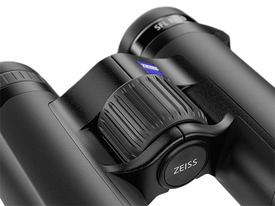 ZEISS SFL 8x30 including pouch (+ free ZEISS cross-body strap)