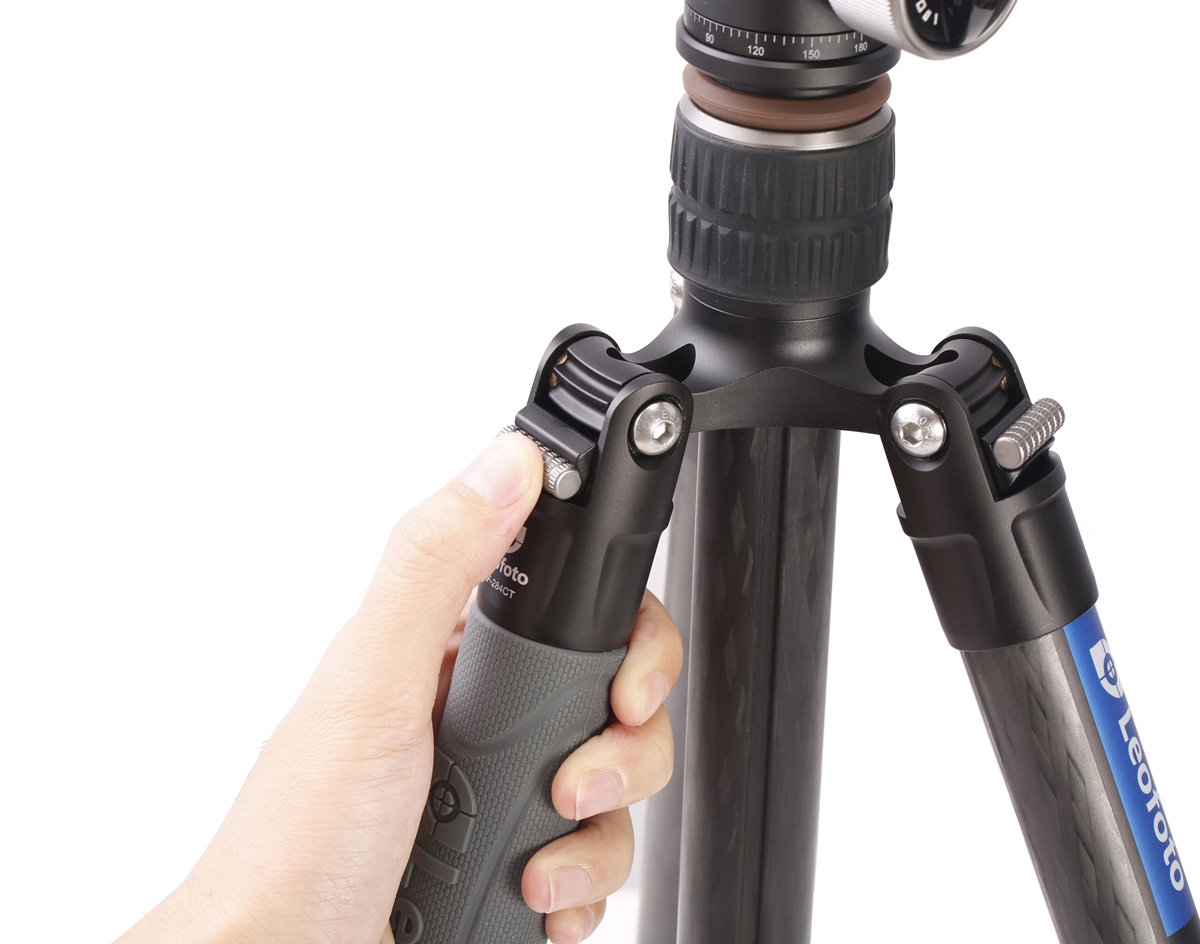 Leofoto Urban EF-284CT + XB-32 Ball Head Carbon Fibre Tripod