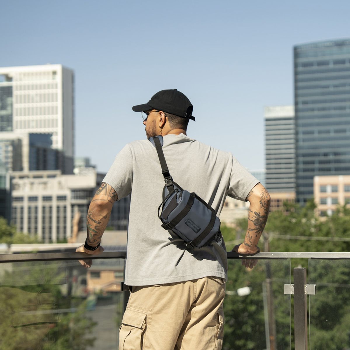 WANDRD Rogue Sling 4l Aegean Blue V2 (+ Gratis WANDRD Socks)