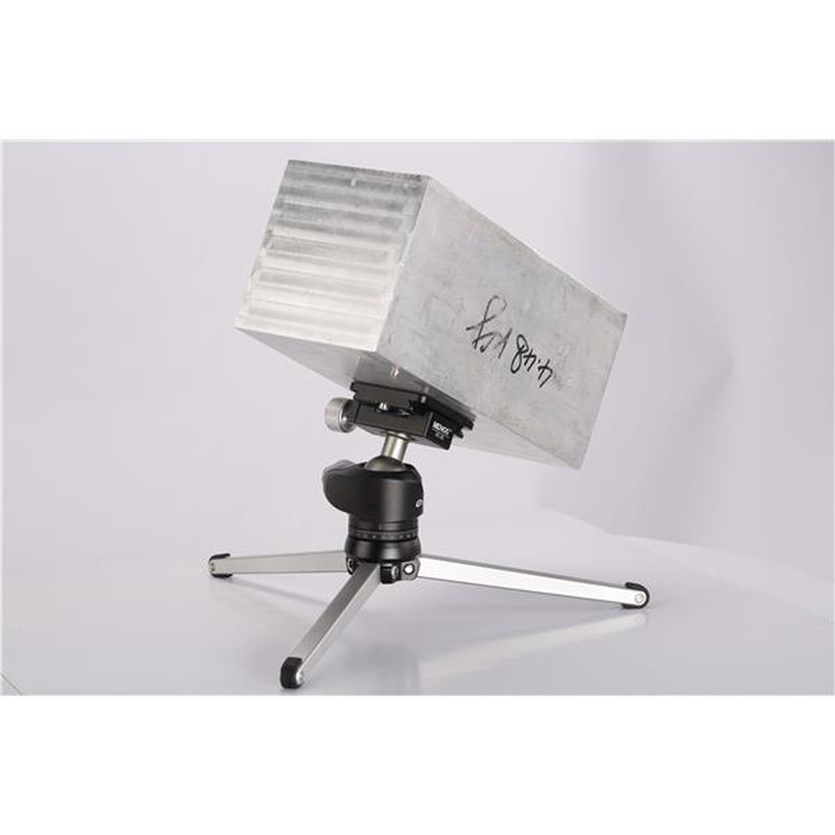 Leofoto Pocket Mini Tripod MT-01 + Ball Head LH-25