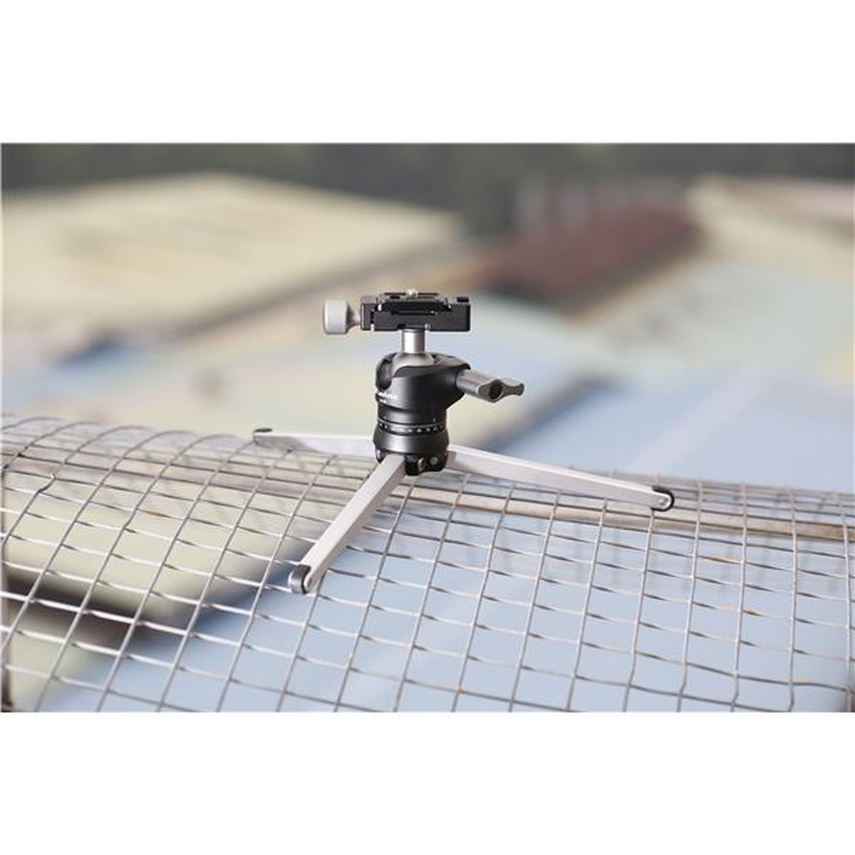 Leofoto Pocket Mini Tripod MT-01 + Ball Head LH-25