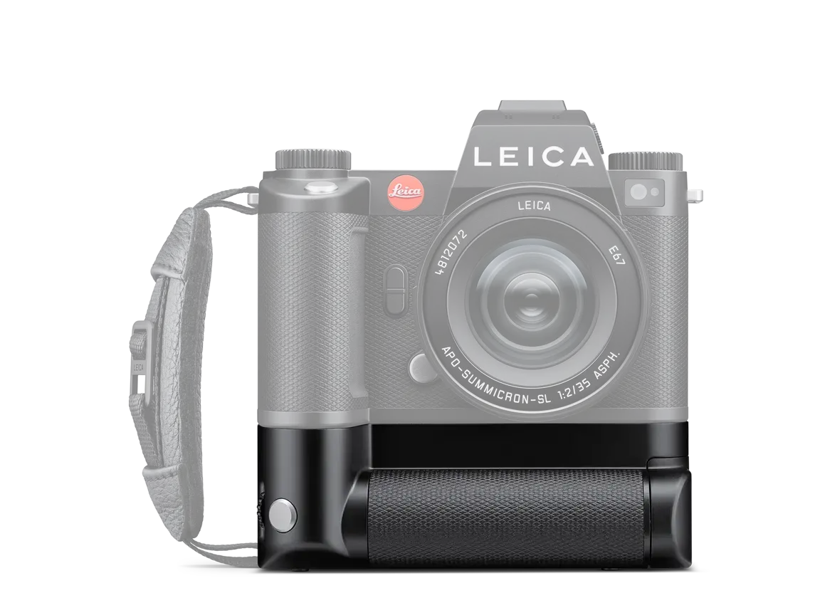 Leica SL3 body (including a free BP-SCL6 spare battery)